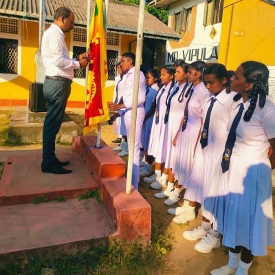 பாடசாலை நிகழ்வுகளையொட்டிய புகைப்படங்கள் 
